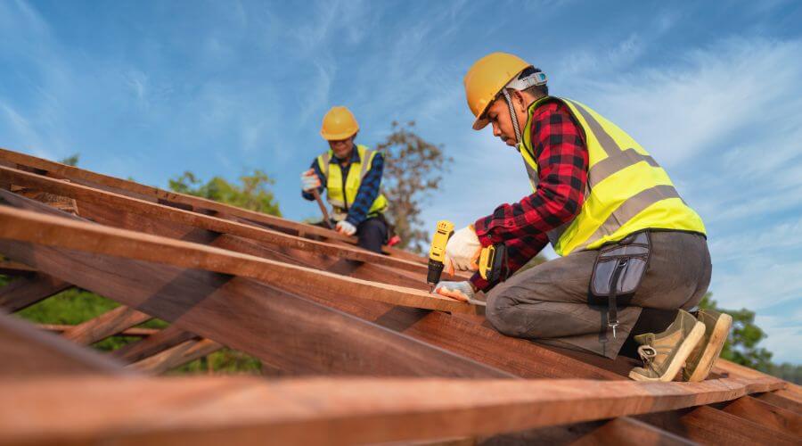 Professional Flat Roofing Installation services in Friendship, IN